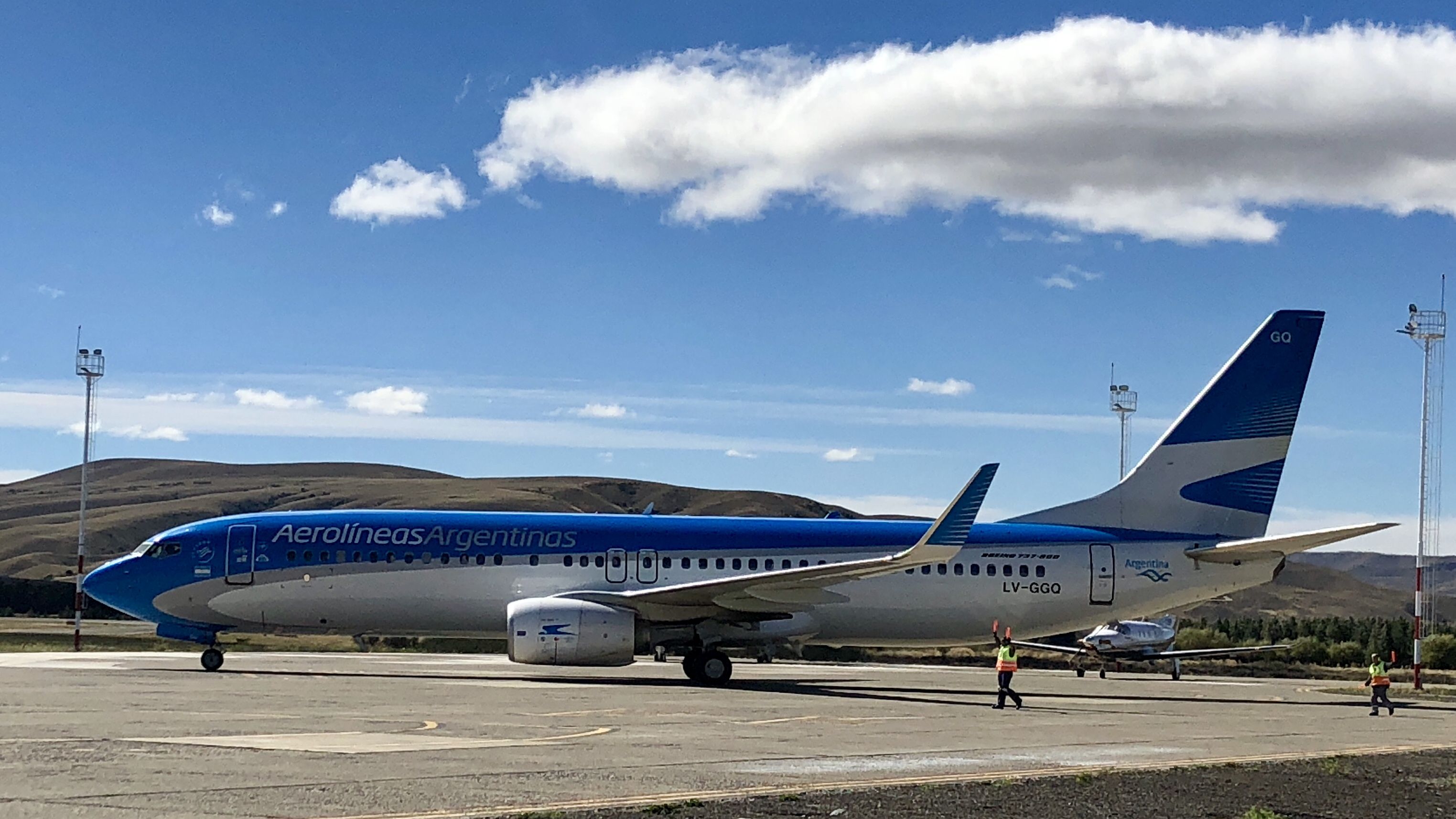 Boeing 737-700 (LV-GGQ) - Regular flight AR1615 SAZY-SABE