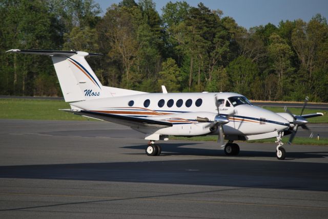 — — - MOSSAIR LLC - 4/17/11