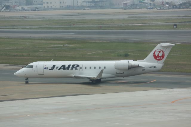 Canadair Regional Jet CRJ-200 (JA208J)