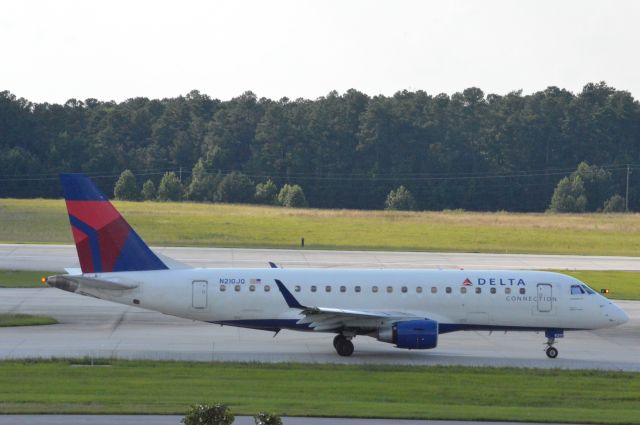 Embraer 170/175 (N210JQ) - Delta Connection (Shuttle America) 5736 departing for Minneapolis at 5:54 PM EDT 44 minutes late. Taken June 30, 2016 with Nikon D3200 mounting 55-200mm VR2 lens. 