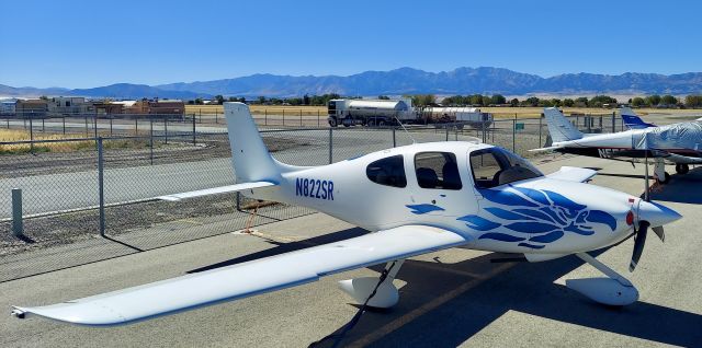 Cirrus SR-20 (N822SR)