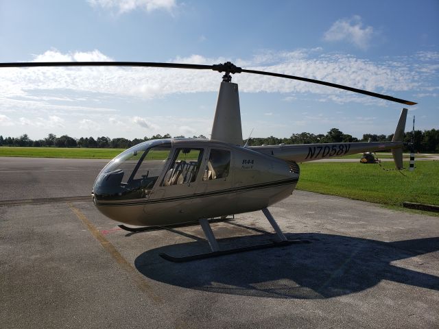 Robinson R-44 (N7058V) - MaxFlight Helicopter Services Inc