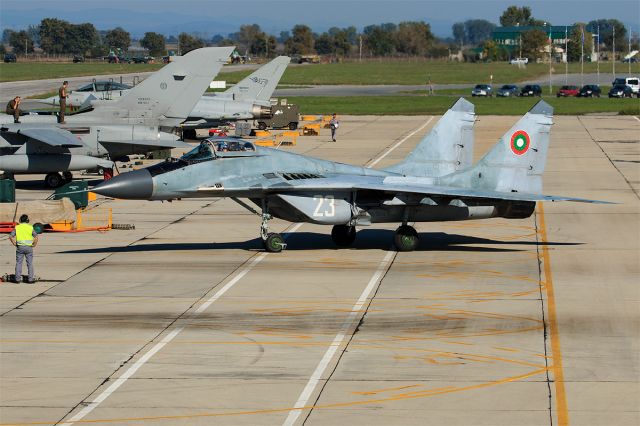 MIKOYAN MiG-33 — - Rammstedin Guard 2014