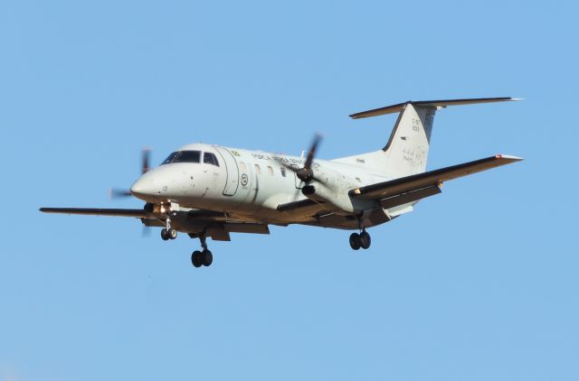 Embraer EMB-120 Brasilia (FAB2013)