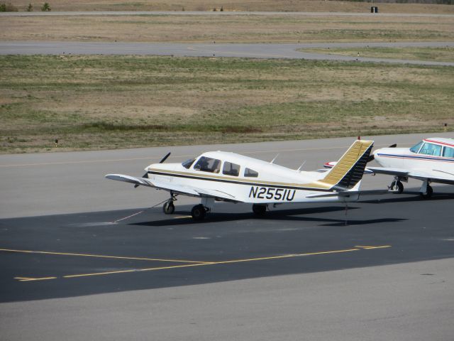 Piper Cherokee (N2551U)