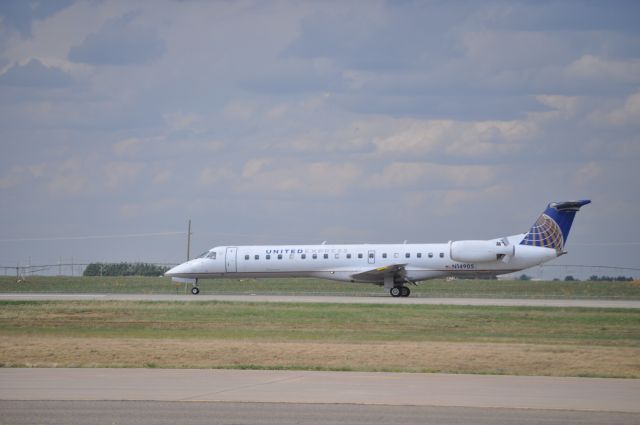 Embraer ERJ-145 (N14905)