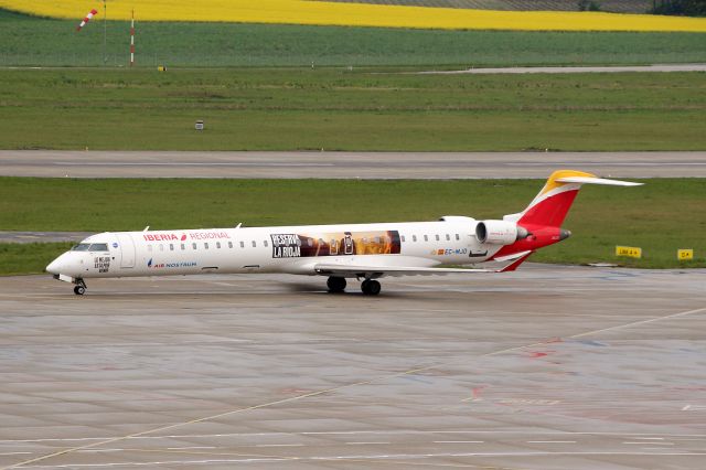 Bombardier CRJ-1000 (EC-MJO)