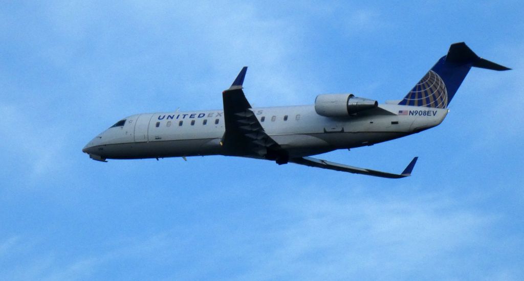 Canadair Regional Jet CRJ-200 (N908EV) - SHortly after departure is this 2002 United Express Canadair Regional Jet 200ER in the Sutumn of 2021.