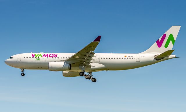 Airbus A330-200 (EC-MJS)