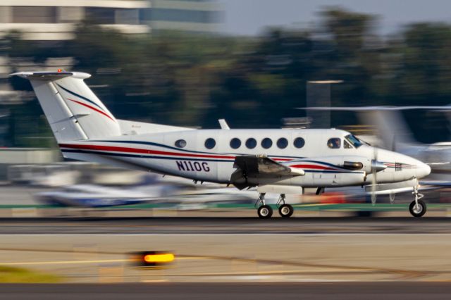 Beechcraft Super King Air 200 (N110G)