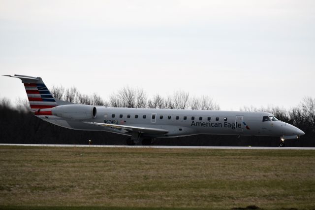 Embraer ERJ-145 (N674RJ)