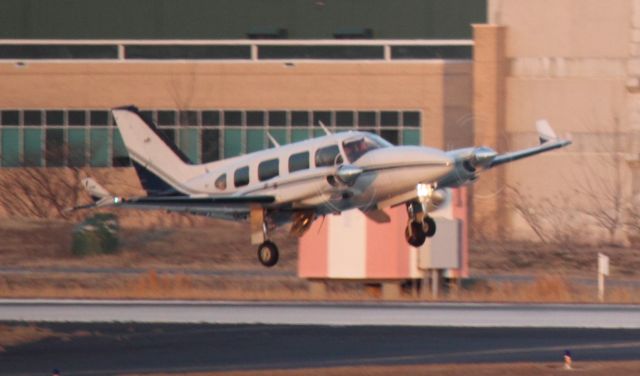 Piper Navajo (N5CQ) - Taking off of 20L at PDK on 02/16/2011