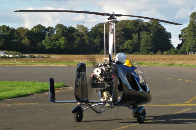 Unknown/Generic Ultralight autogyro (G-RTIN)