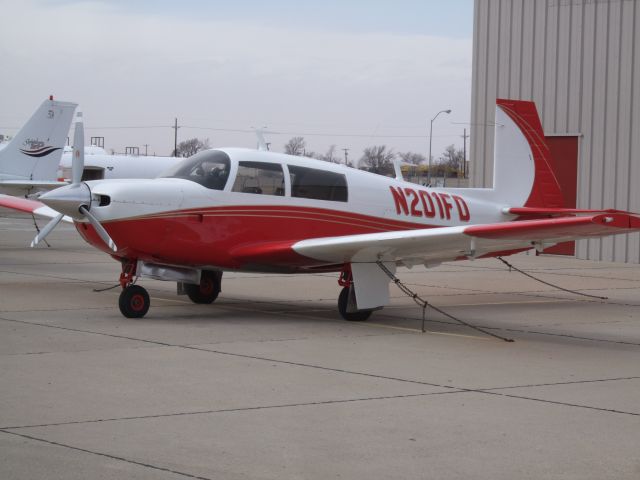 Mooney M-20 (N201FD)