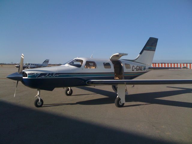 Piper Malibu Mirage (C-GNEW)
