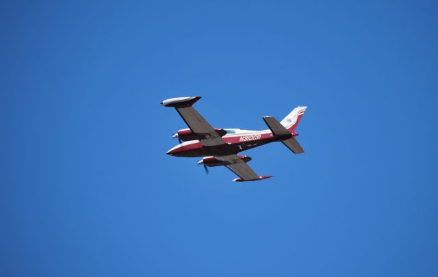 Cessna 310 (N310CR) - Beautiful 310