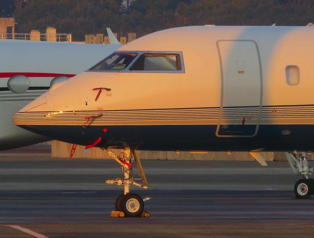 Bombardier Global Express (N1415) - I took this picture on Apr 04, 2017.
