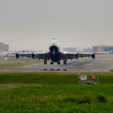 Boeing 747-400 (G-CIVT)