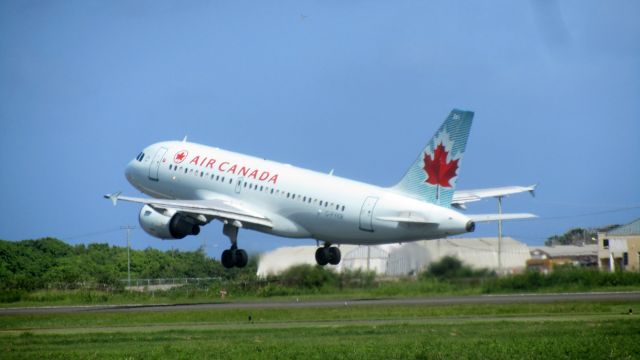 Airbus A319 (C-FYKR)