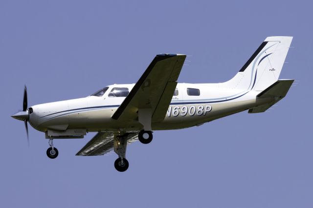 Piper Malibu Mirage (N6908P)