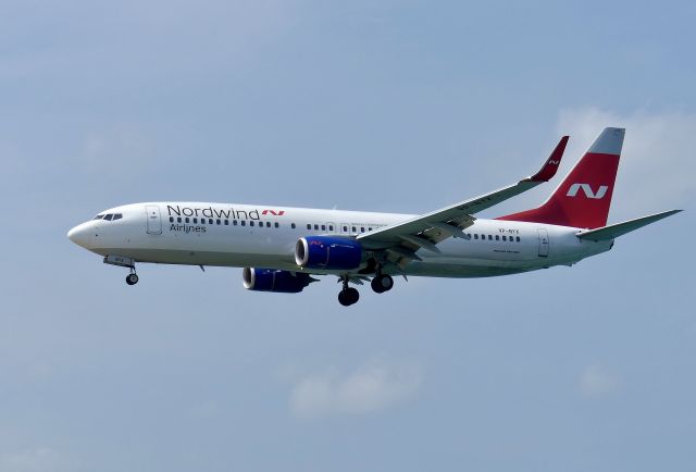 Boeing 737-800 (VP-BYX) - Phuket(HKT) R/W09 (2018/04/03)