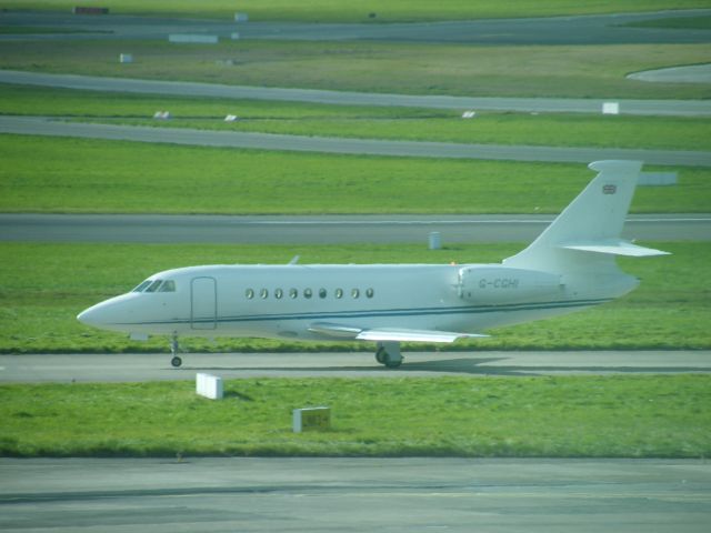 G-CGHI — - G-CGHI FAL 2000 AT DUBLIN AIRPORT EIDW 23-10-10 SEEN TAXING FOR DEP OF RWY 28