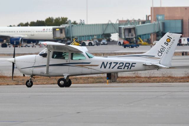 Cessna Skyhawk (N172RF)