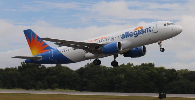 Airbus A320 (N227NV) - An Allegiant Air Airbus A320-214 departing Northwest Alabama Regional Airport, Muscle Shoals, AL, via Runway 11 - August 31, 2018. This jetliner was taking the University of North Alabama Lion football team to its inaugural FCS football game against the Southern Utah Thunderbirds in Cedar City, Utah.