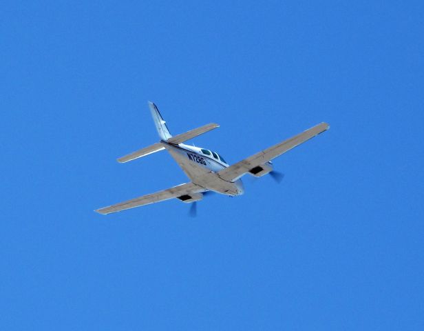 Beechcraft 55 Baron (N72BG)