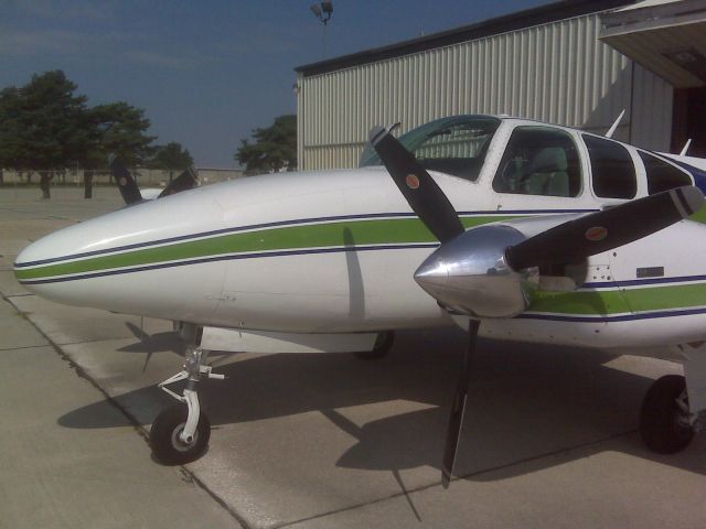 Beechcraft 55 Baron (N58TM)