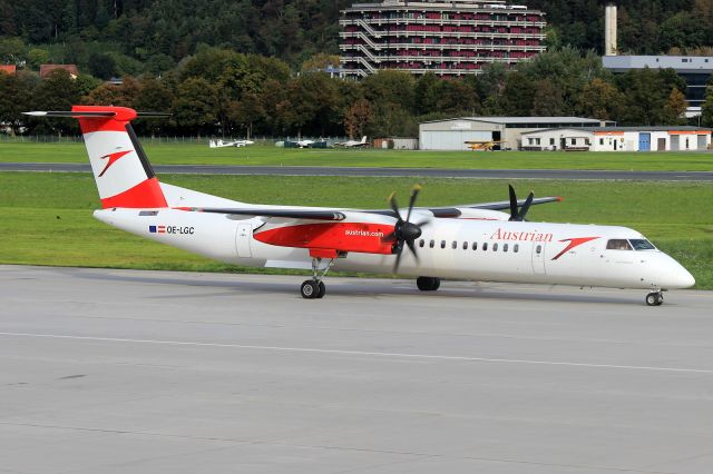 de Havilland Dash 8-400 (OE-LGC)