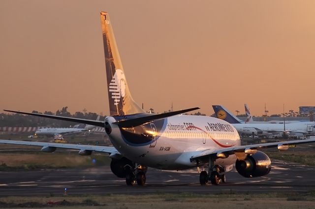 Boeing 737-700 (XA-AGM)