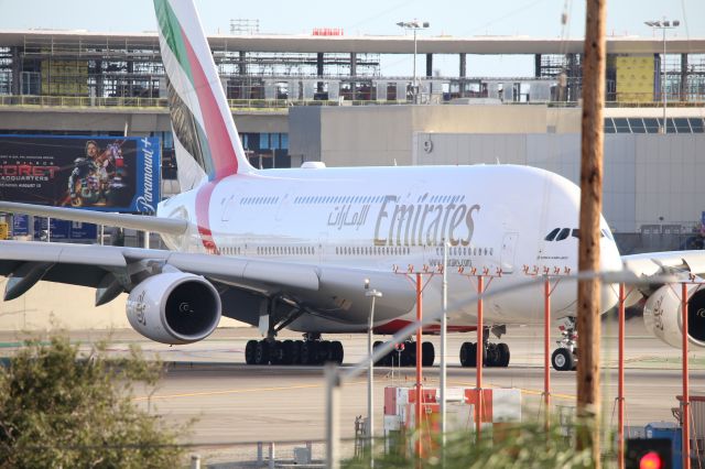 Airbus A380-800 (A6-EVL)