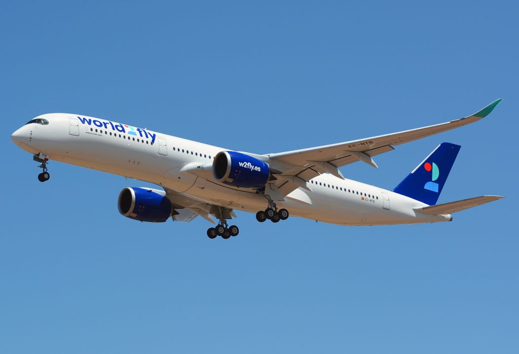 Airbus A350-900 (EC-NTB)