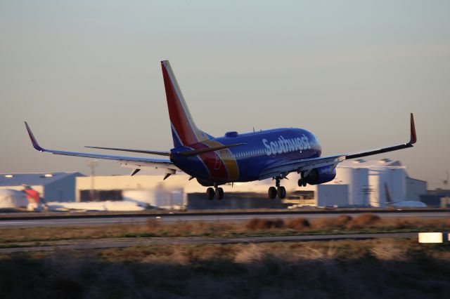 Boeing 737-700 (N477WN)