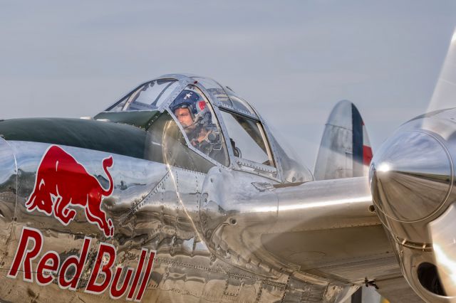 Lockheed P-38 Lightning (N25Y)