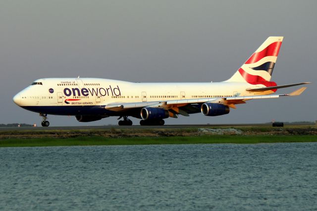 Boeing 747-400 (G-CIVZ) - Speedbird 45 Bravo taxiing for a 22R departure to London