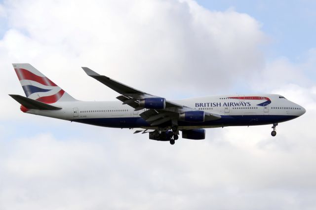 Boeing 747-400 (G-CIVD)