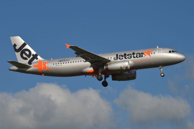 Airbus A320 (JA03JJ) - JA03JJ  Airbus A320-232  c/n: 5161  Jetstar Japan - GK / JJP