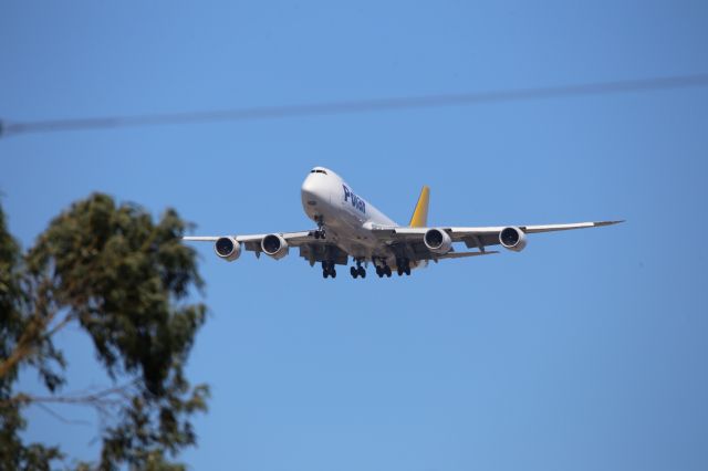 BOEING 747-8 (N855GT)