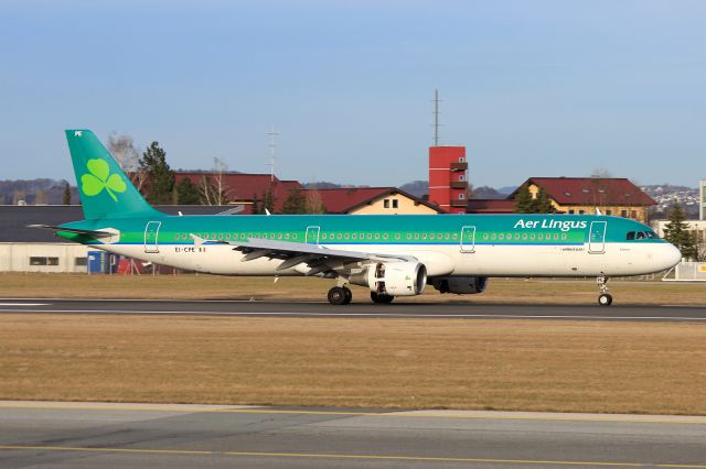 Airbus A321 (EI-CPE)