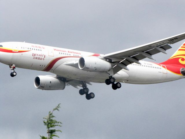 Airbus A330-300 (B-6088) - You can watch this full landing while encountering a strong wind and almost bounces at the runwaybr /a rel=nofollow href=http://www.youtube.com/watch?v=Ojb9dG2Lcmwhttp://www.youtube.com/watch?v=Ojb9dG2Lcmw/a