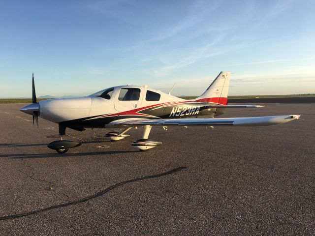 Cessna 400 (N523RA)