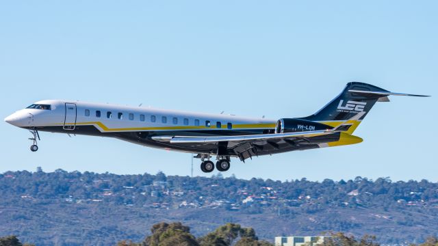 BOMBARDIER BD-700 Global 7500 (VH-LON)