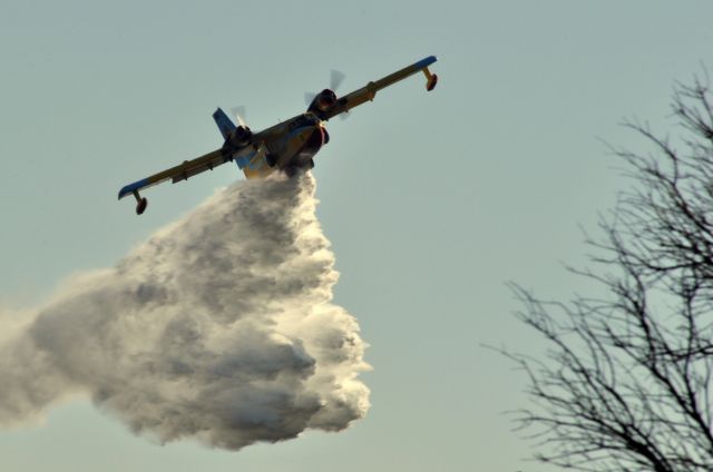 Canadair CL-215 (TC-TKV) - Canadair CL215 Fire fighting aircraft