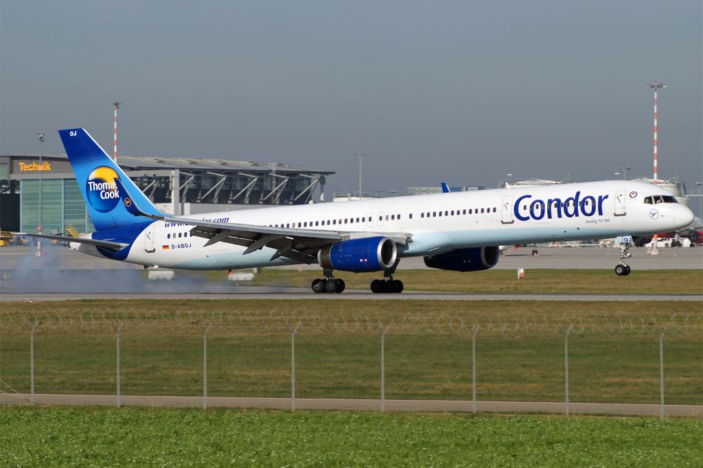 BOEING 757-300 (D-ABOJ)