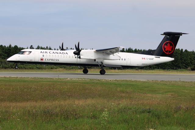 de Havilland Dash 8-400 (C-GGOF)