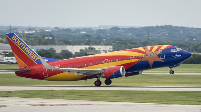 BOEING 737-300 (N383SW) - Departing 13Rbr /6/10/17