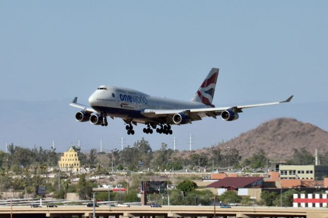 Boeing 747-400 (G-CIVC)