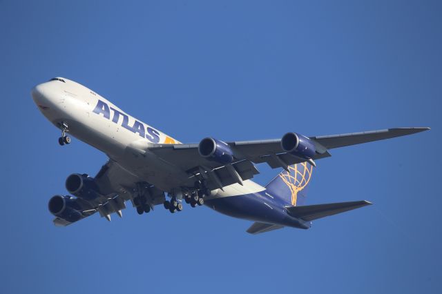 BOEING 747-8 (N854GT)